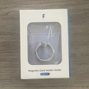 New in Box Unbranded Purple MagSafe Magnet Card Wallet Holder for Cellphone